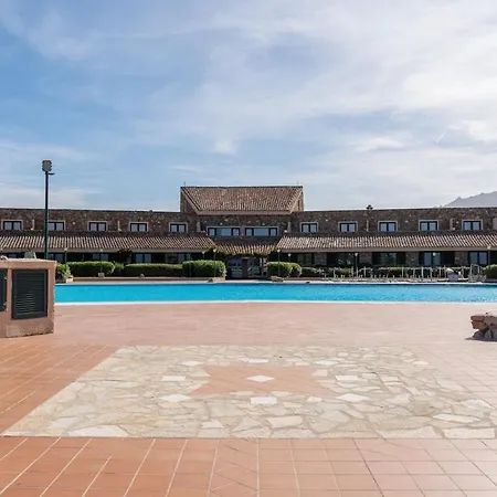 Apartmán Con Piscina Mare E Giochi A *